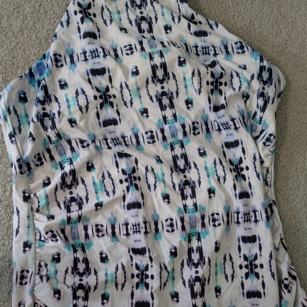 Abstract Patterned Sleeveless Swim Top